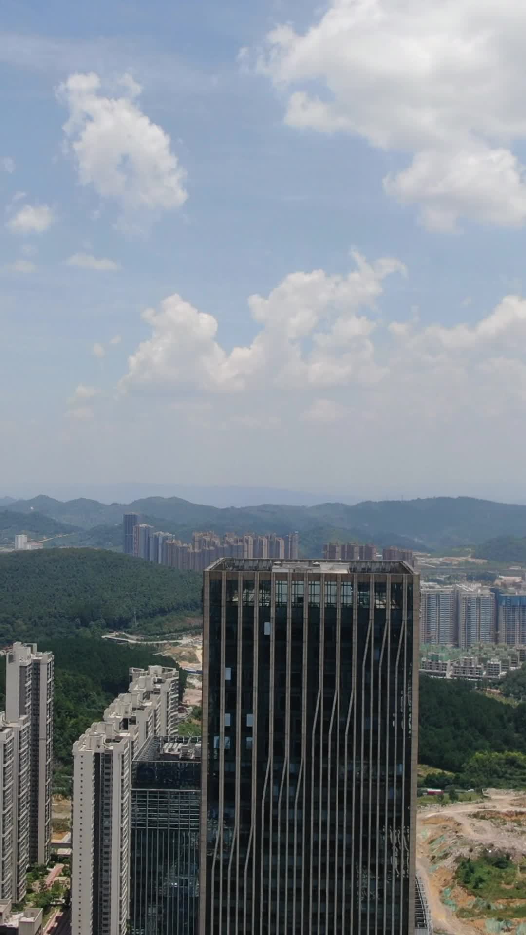 武汉城市风光竖屏航拍视频的预览图