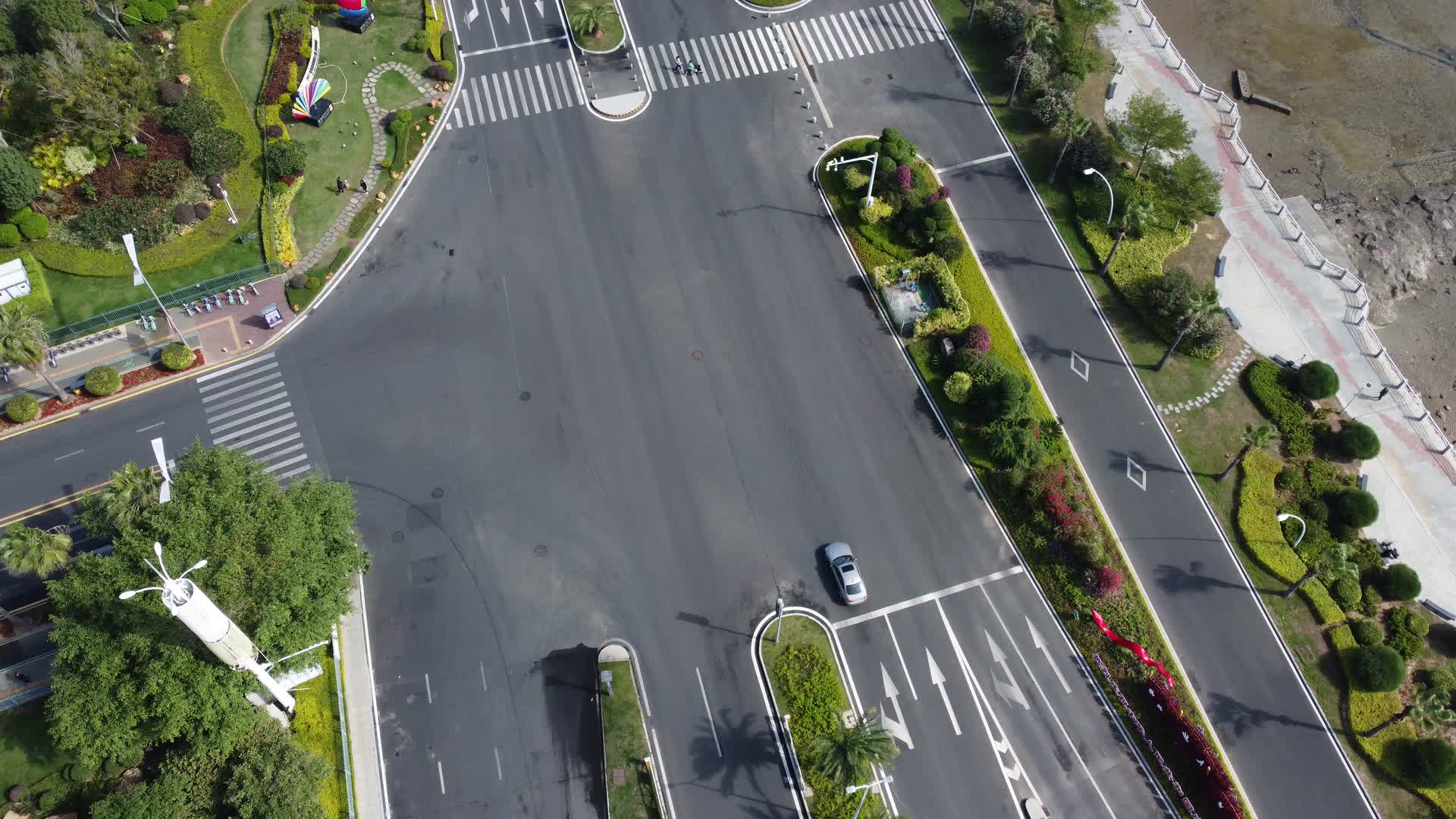 俯拍厦门市城区视频视频的预览图