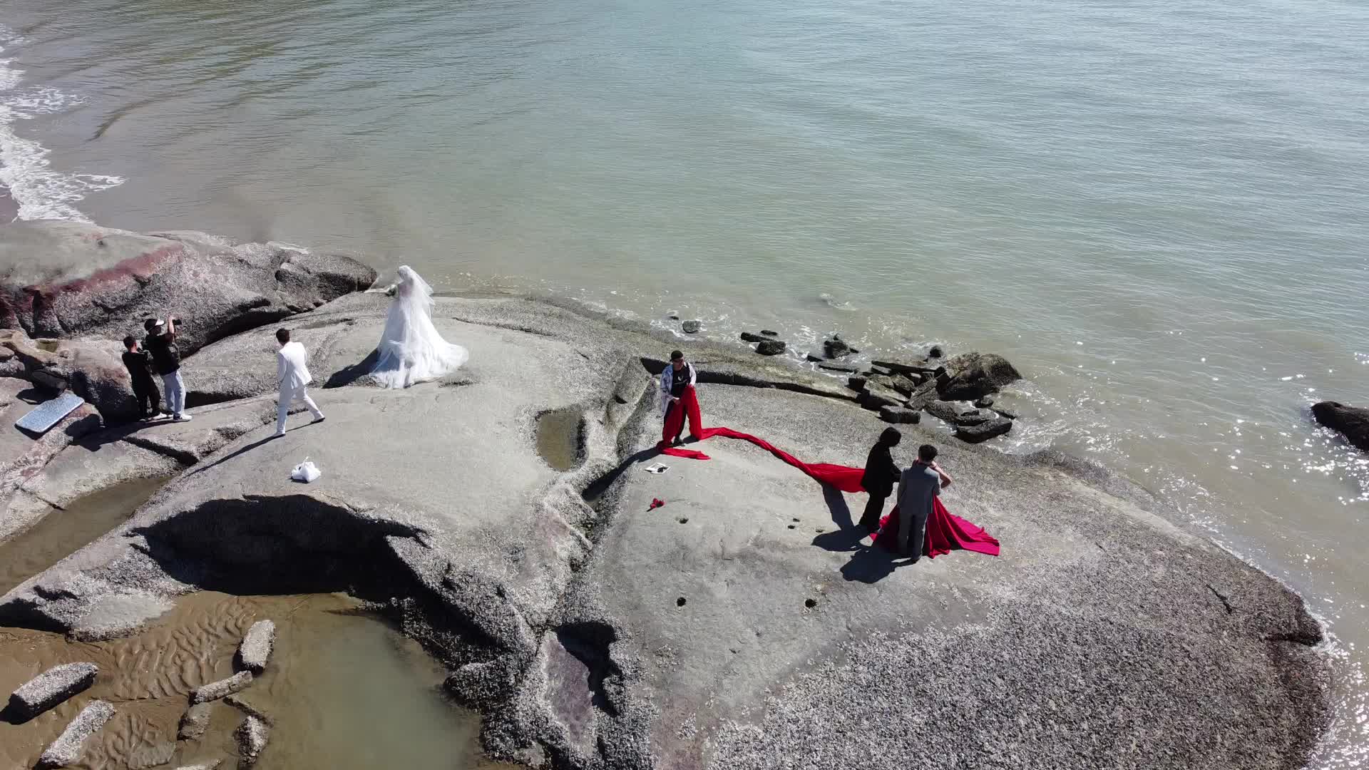 厦门市海滩航拍视频的预览图