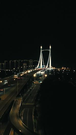 航拍福建福州鼓山大桥交通视频的预览图