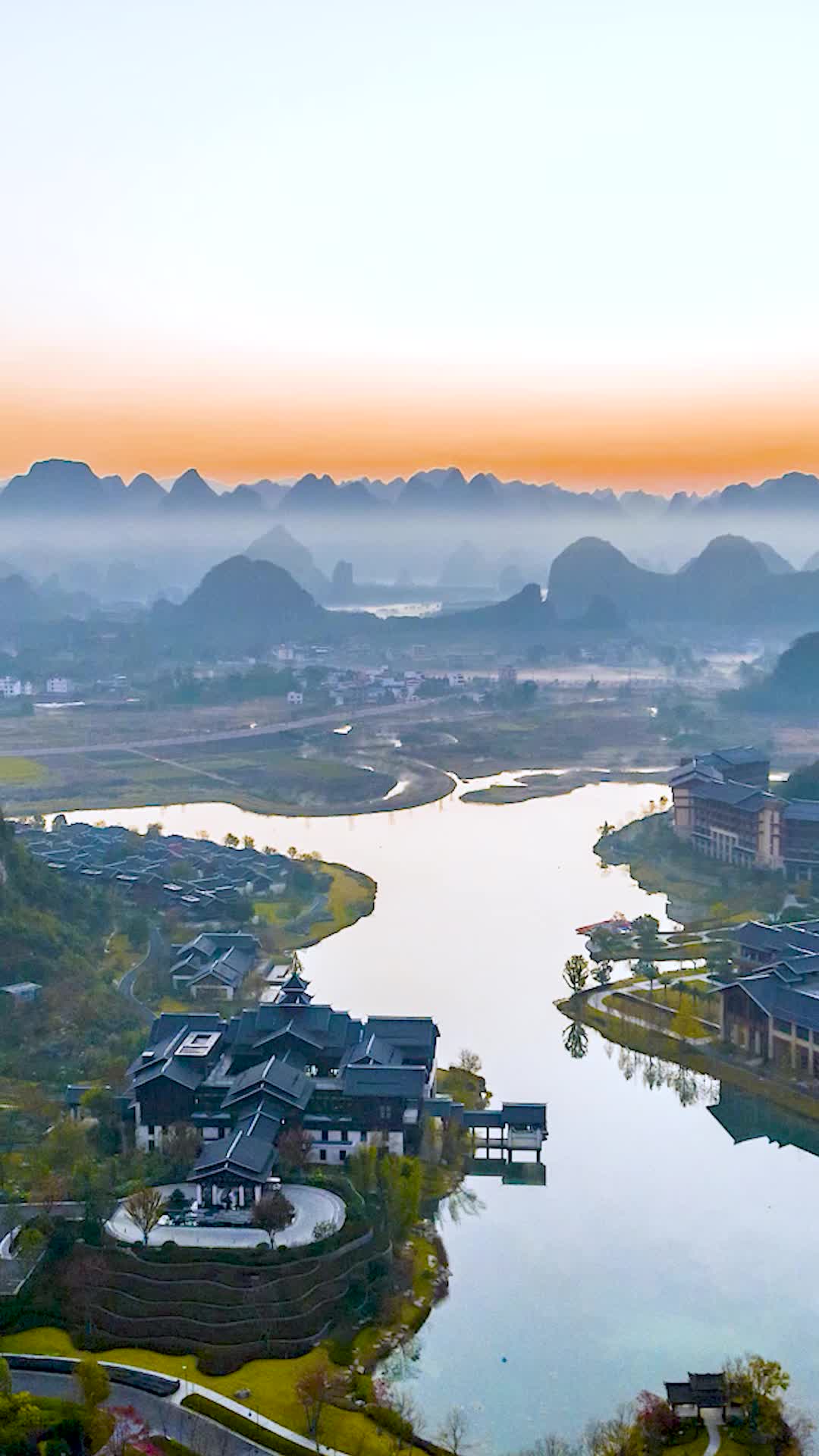 航拍桂林视频的预览图