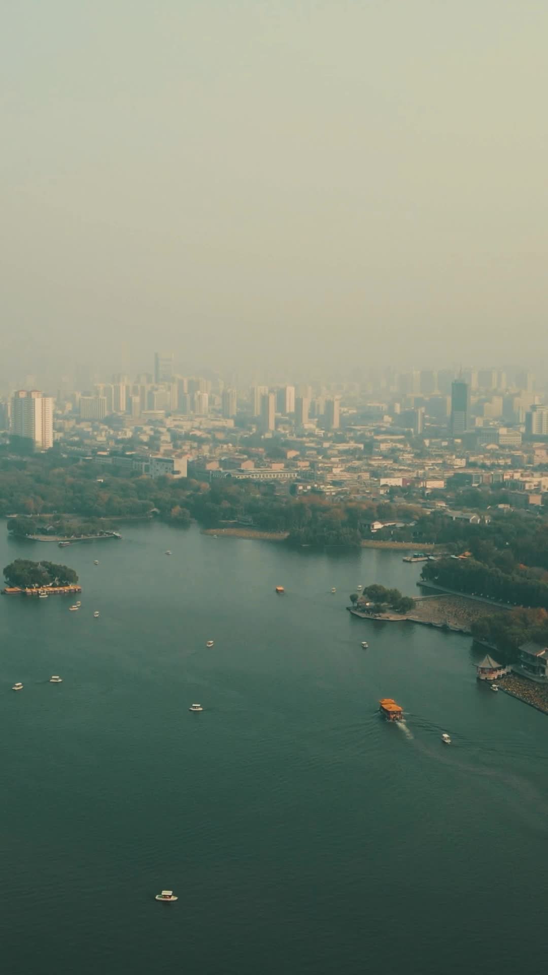 山东济南城市风光竖屏航拍视频的预览图