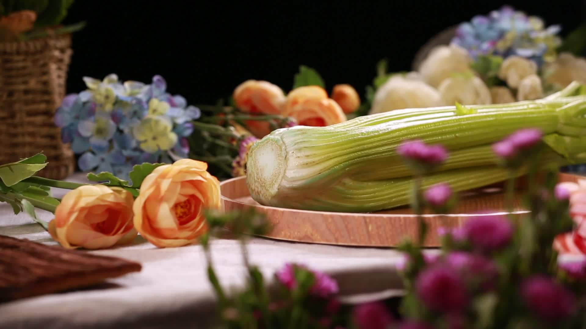 残留蓝钒农药保鲜剂的芹菜视频的预览图