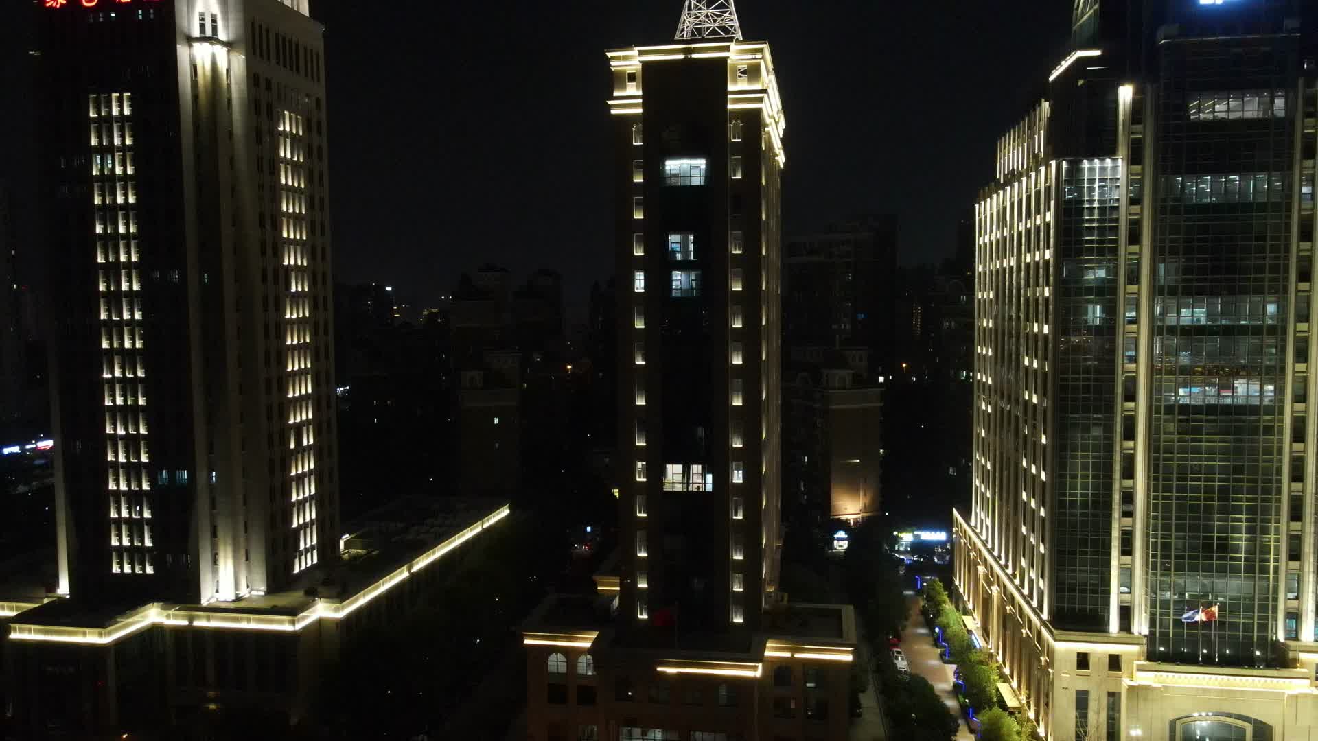 江西南昌城市夜景航拍视频的预览图