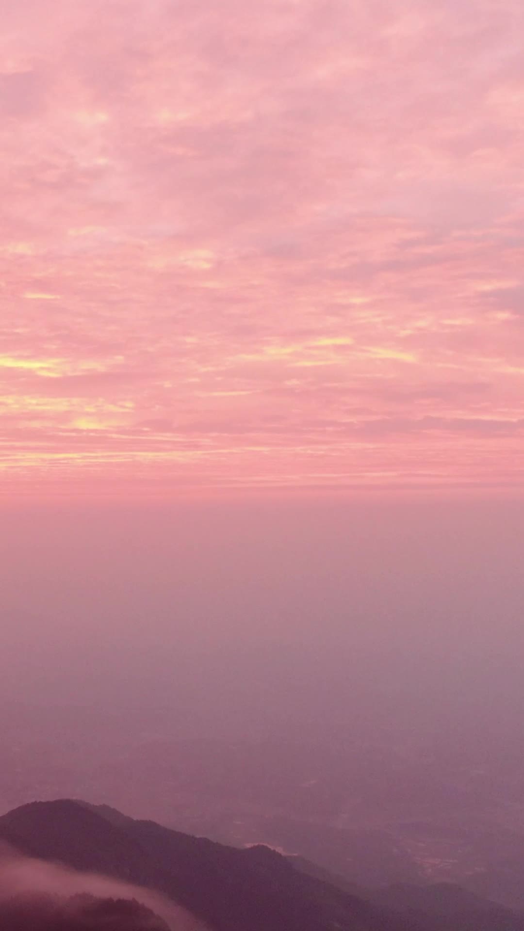 航拍衡山日出彩霞火烧云视频的预览图