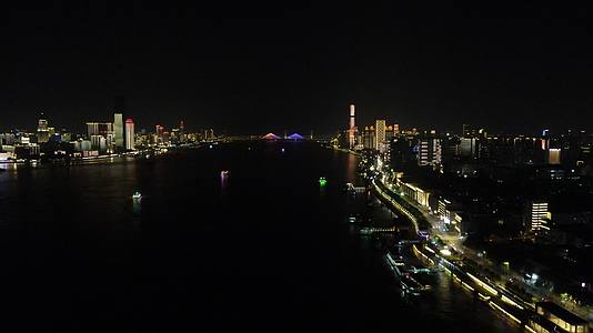 航拍湖北武汉夜景视频的预览图