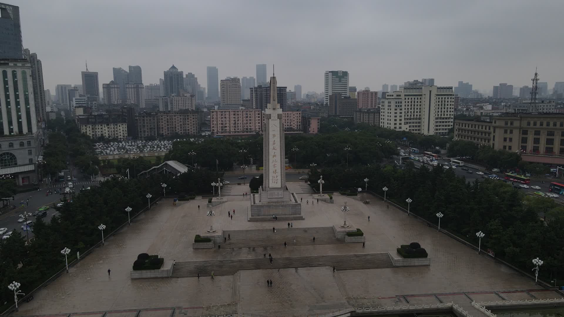 江西南昌八一纪念塔航拍视频的预览图