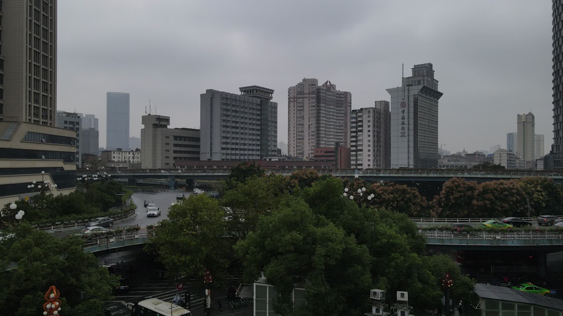 江西南昌城市交通高架桥航拍视频的预览图