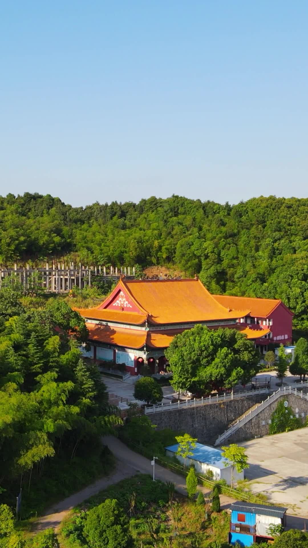 航拍湖南怀化菩提寺视频的预览图