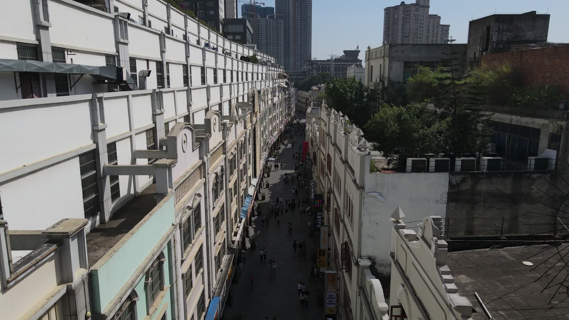 航拍广西南宁城市宣传片地标建筑视频的预览图