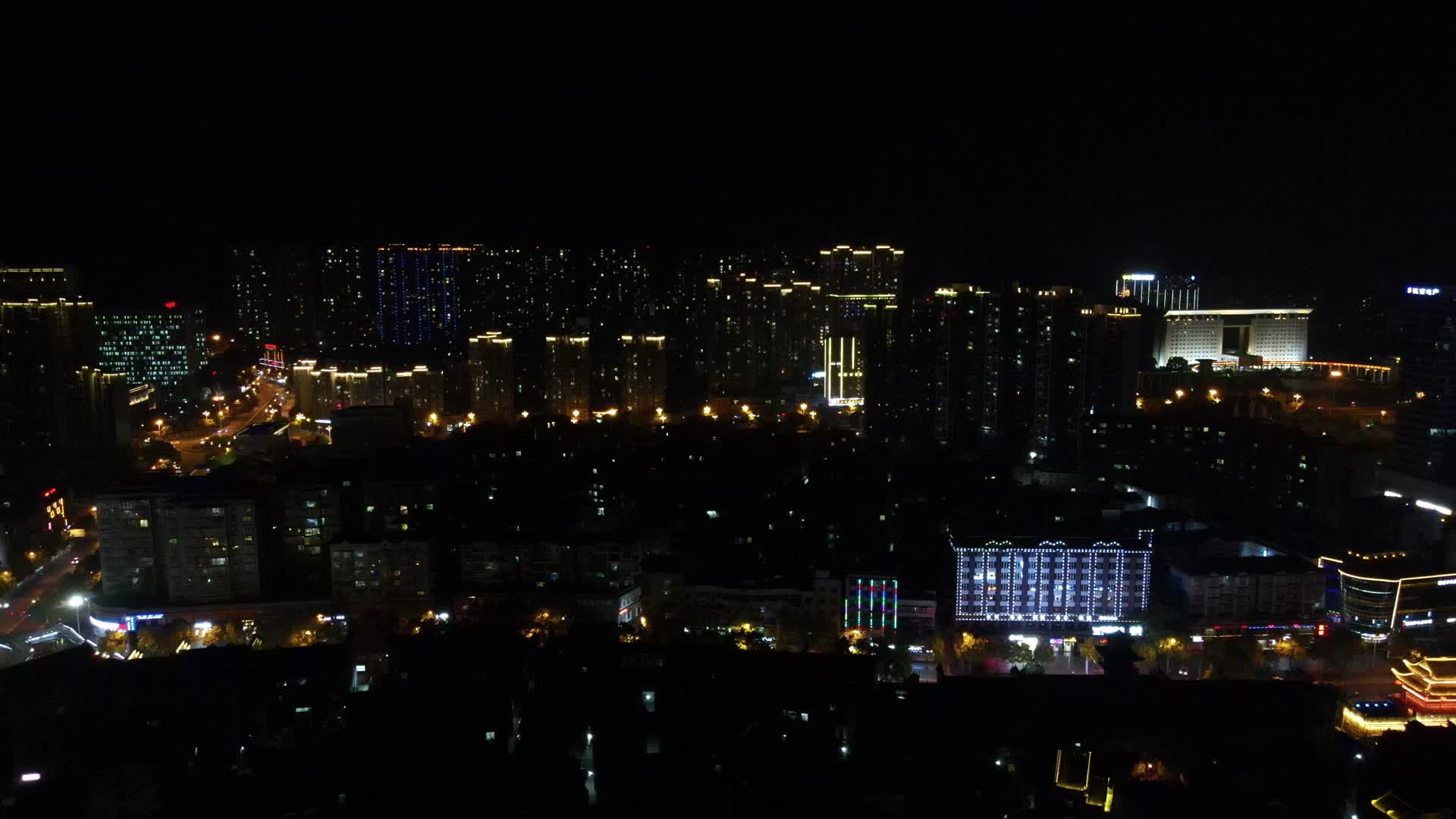 航拍湖南吉首城市夜景视频的预览图