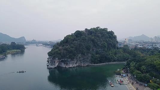 航拍广西桂林象鼻山5A景区视频的预览图