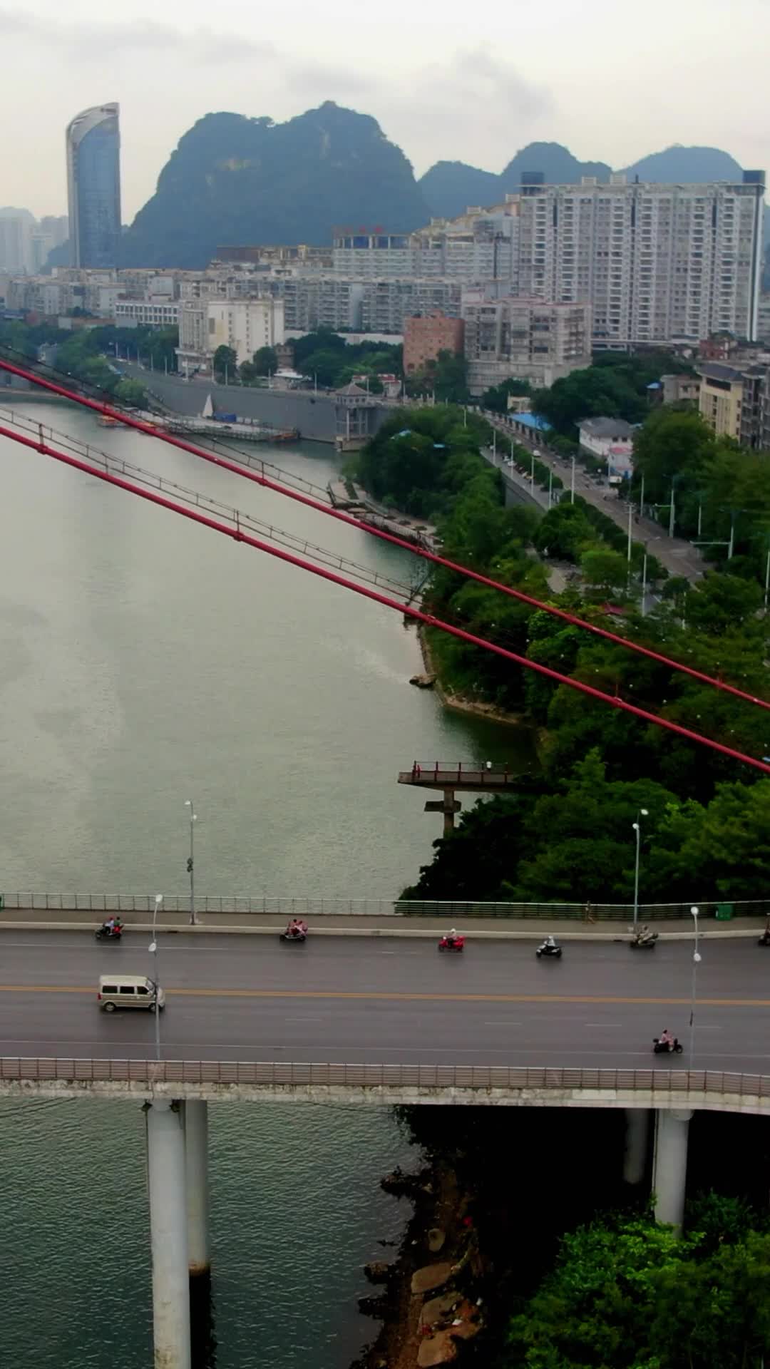 航拍广西柳州红光大桥视频的预览图