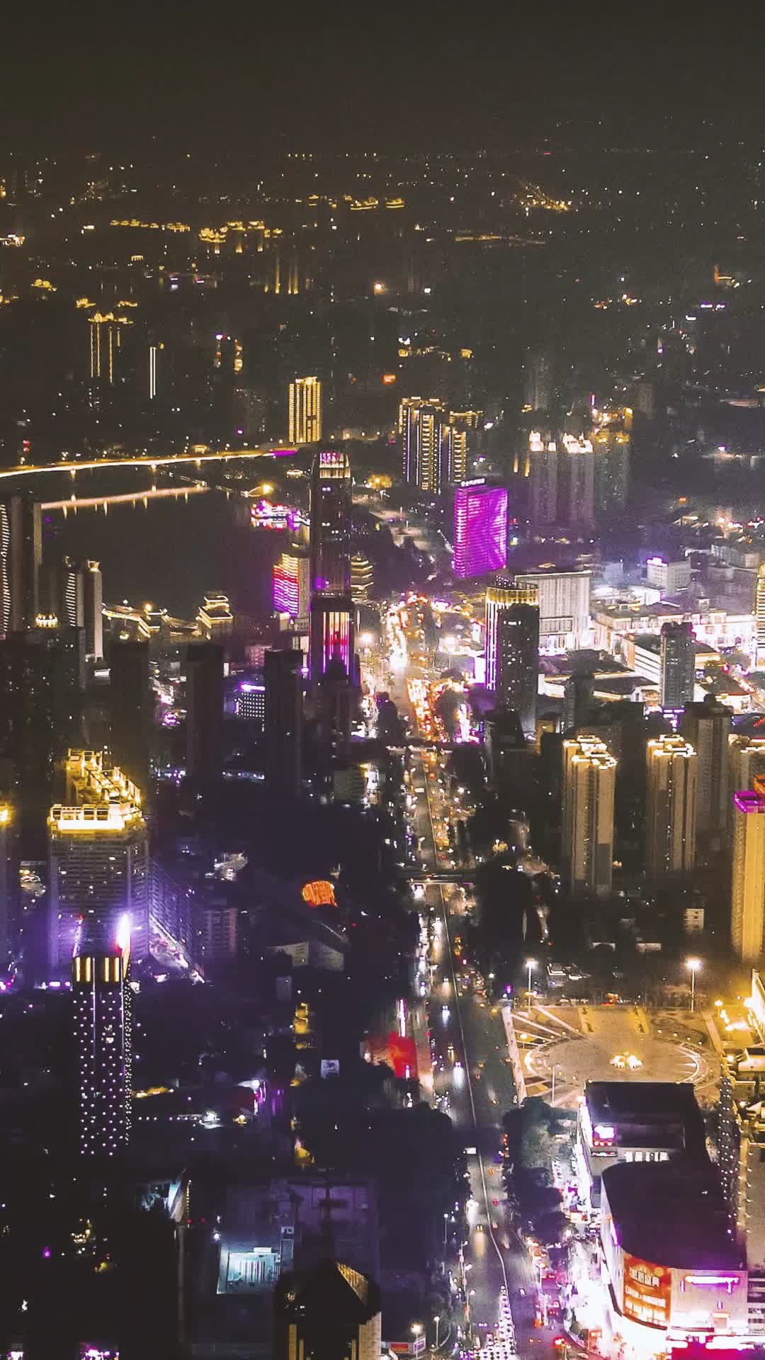 航拍南宁地标夜景视频的预览图