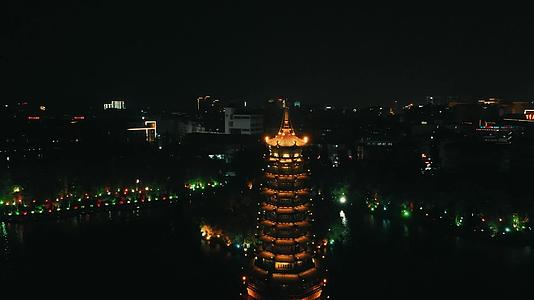航拍广西桂林城市夜景视频的预览图