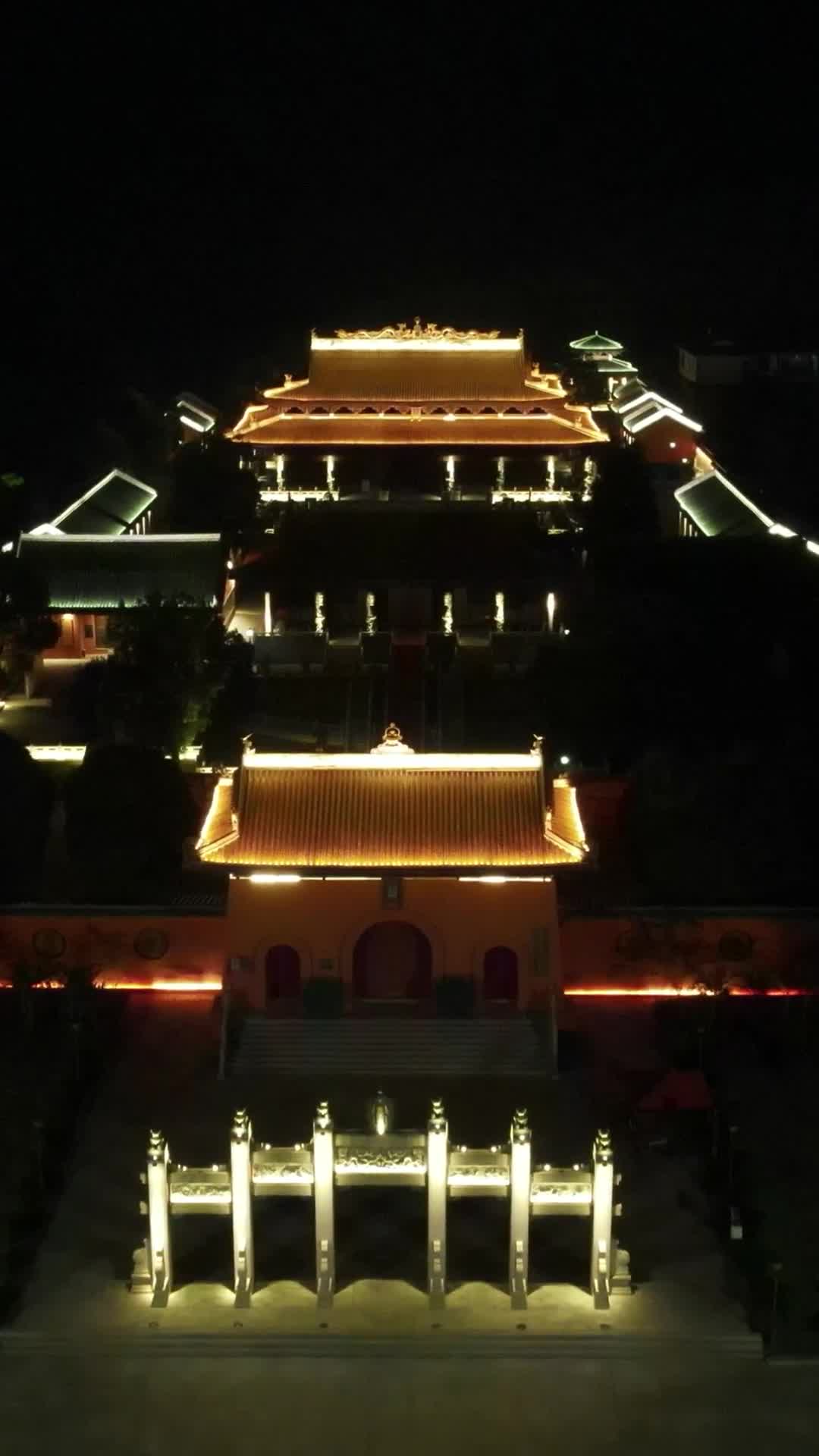 航拍广西南宁青秀山孔庙视频的预览图