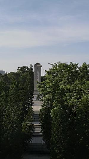 广西南宁人民英雄纪念碑竖屏航拍视频的预览图