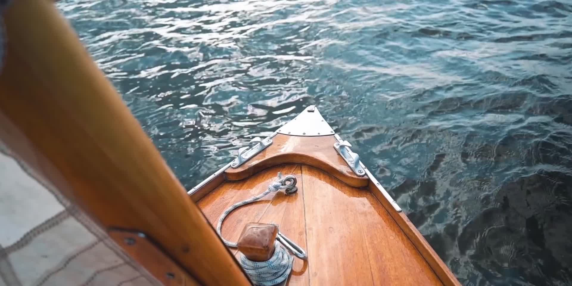 夏日帆船渡假出海视频的预览图
