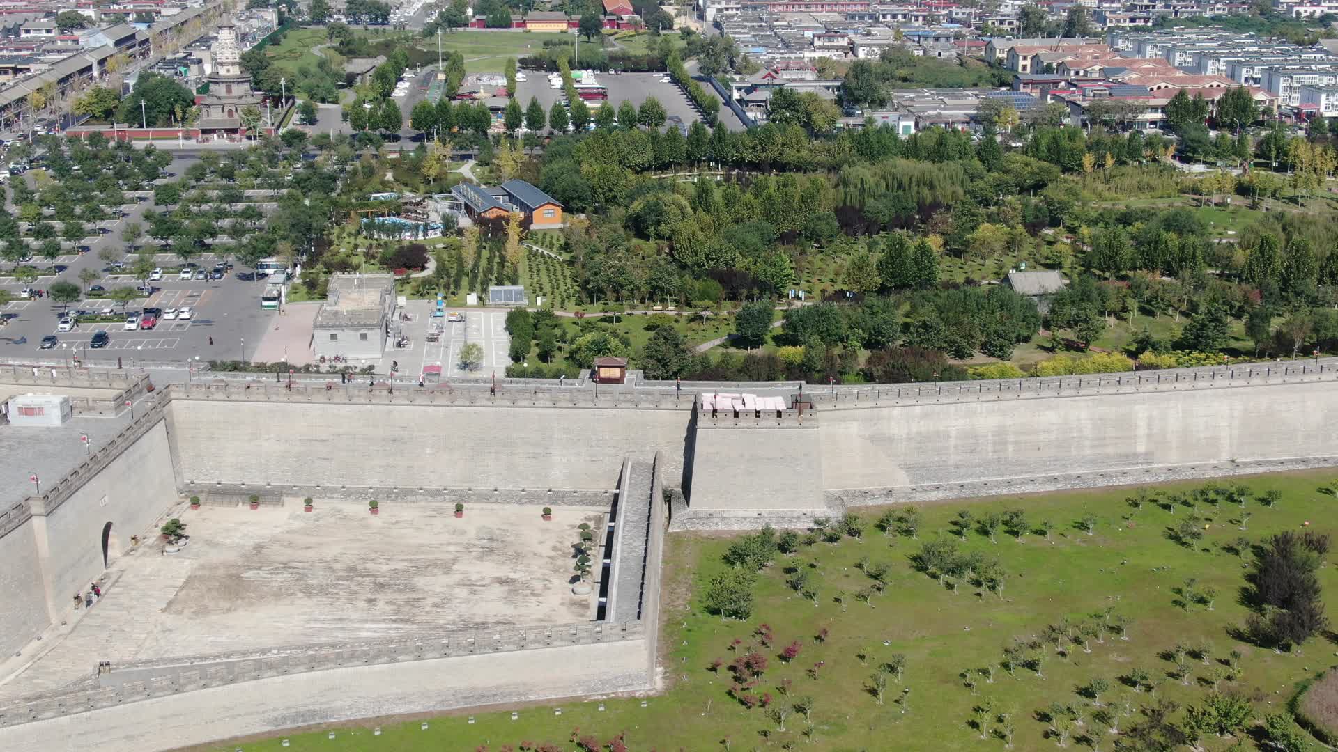 航拍石家庄正定古城城墙视频的预览图