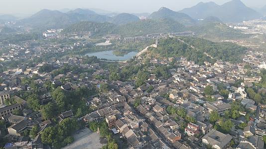 航拍贵州贵阳青岩古镇5A景区视频的预览图