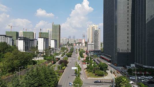 航拍济南城市高楼视频的预览图
