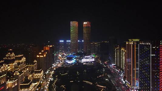 航拍贵州贵阳花果园双子塔夜景视频的预览图