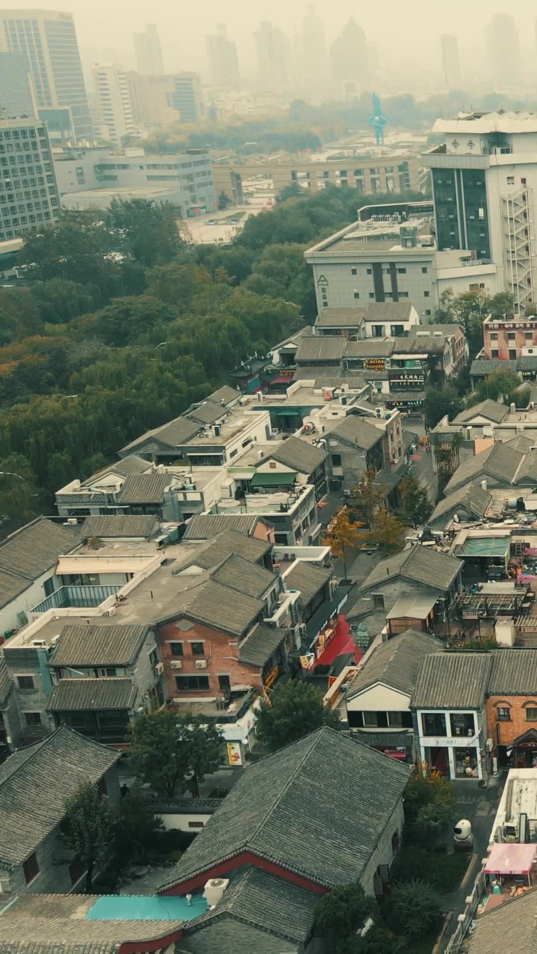 航拍山东济南宽厚里步行商业街竖屏视频的预览图