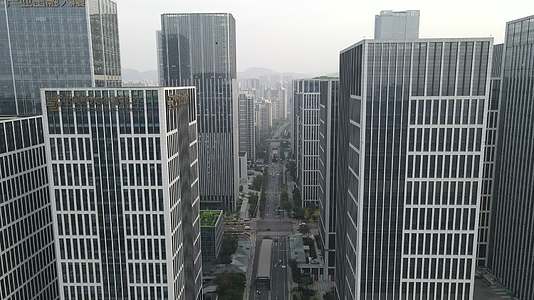 航拍山东济南金融中心商务建筑视频的预览图