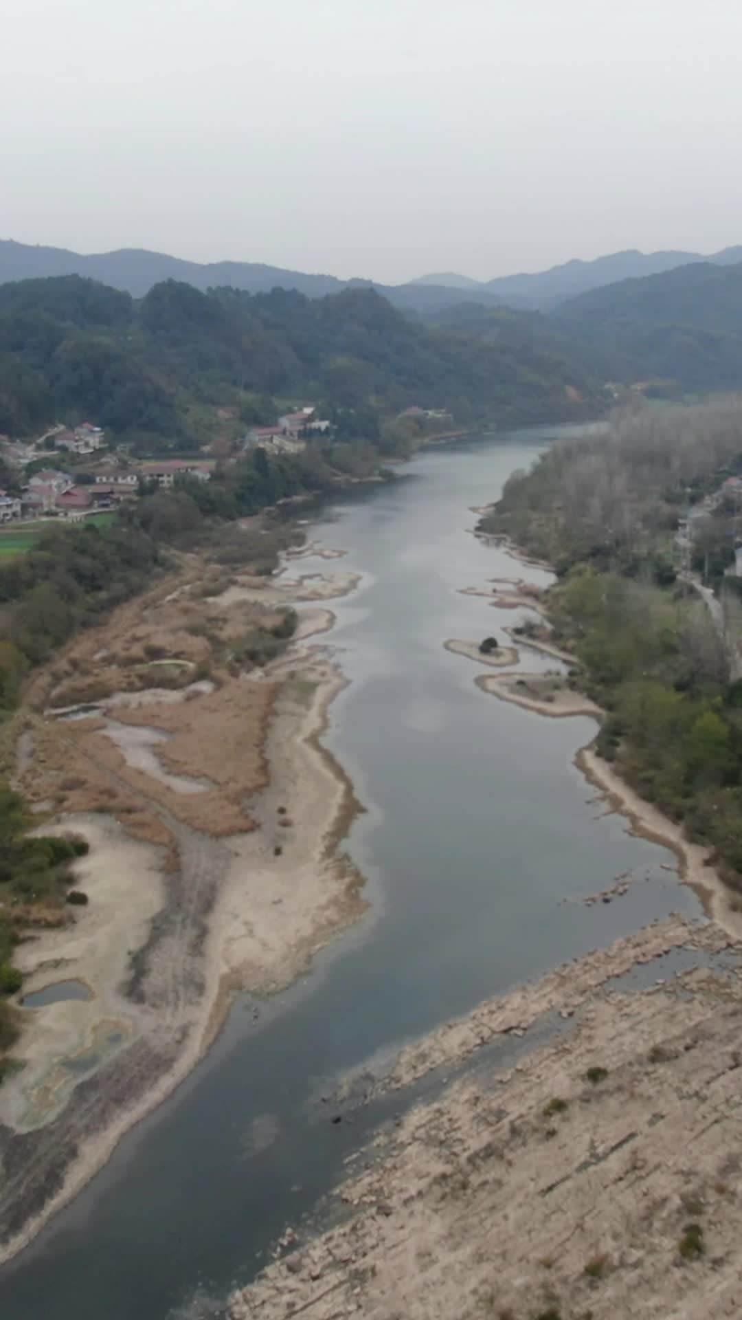 祖国山川河流航拍视频的预览图