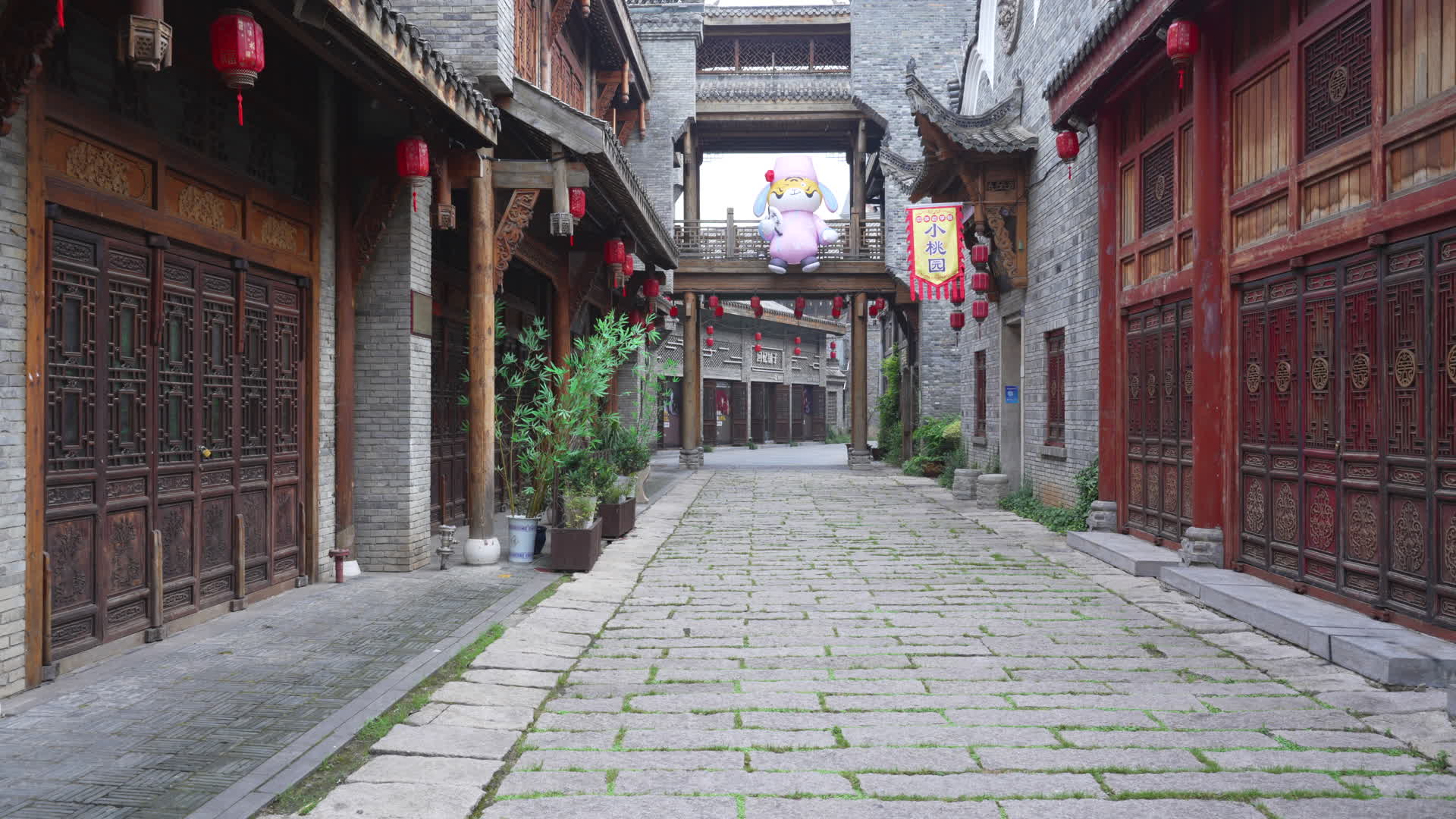 武汉硚口区汉口里晚清民初建筑视频的预览图