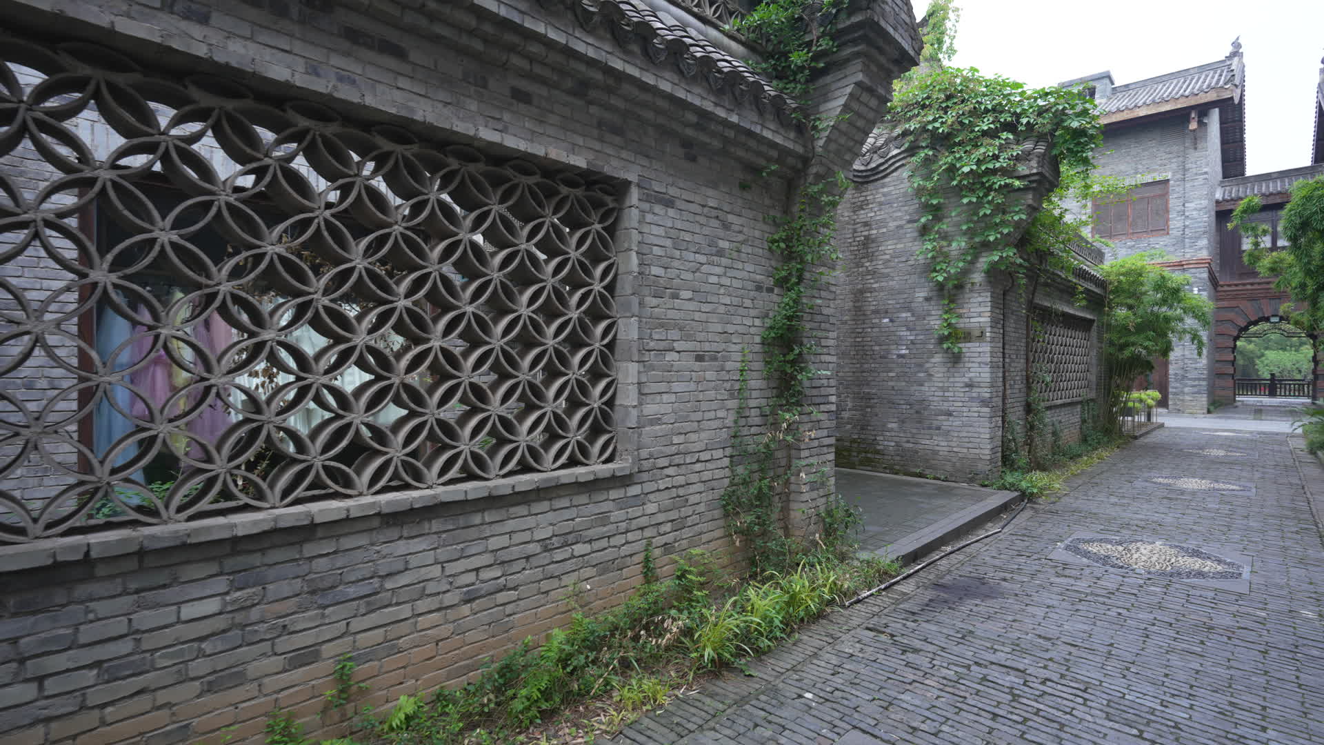 武汉硚口区汉口里晚清民初建筑视频的预览图