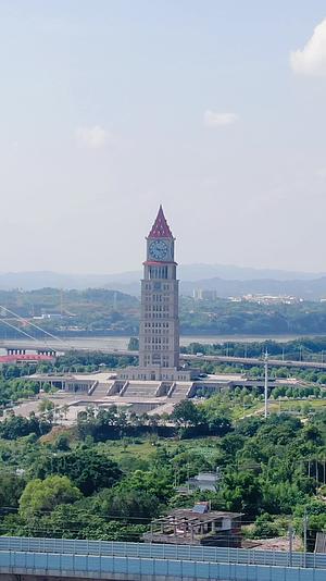 江西赣州和谐钟楼竖屏航拍视频的预览图