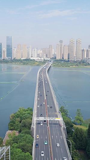 湖北武汉城市风光竖屏航拍视频的预览图