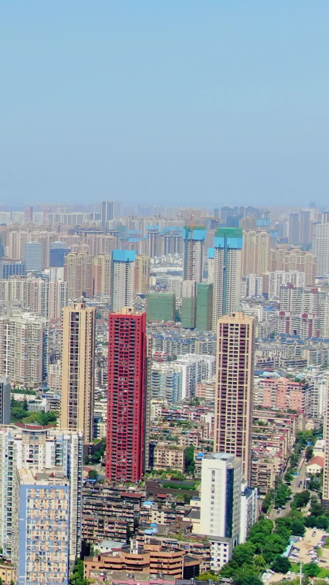 航拍湖北武汉城市建设宣传片视频的预览图