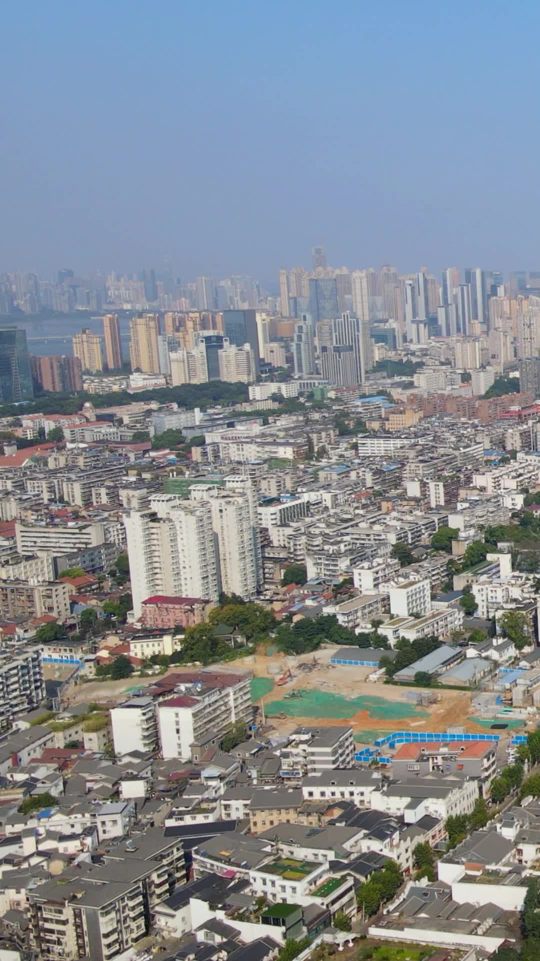 航拍湖北武汉城市建设宣传片视频的预览图