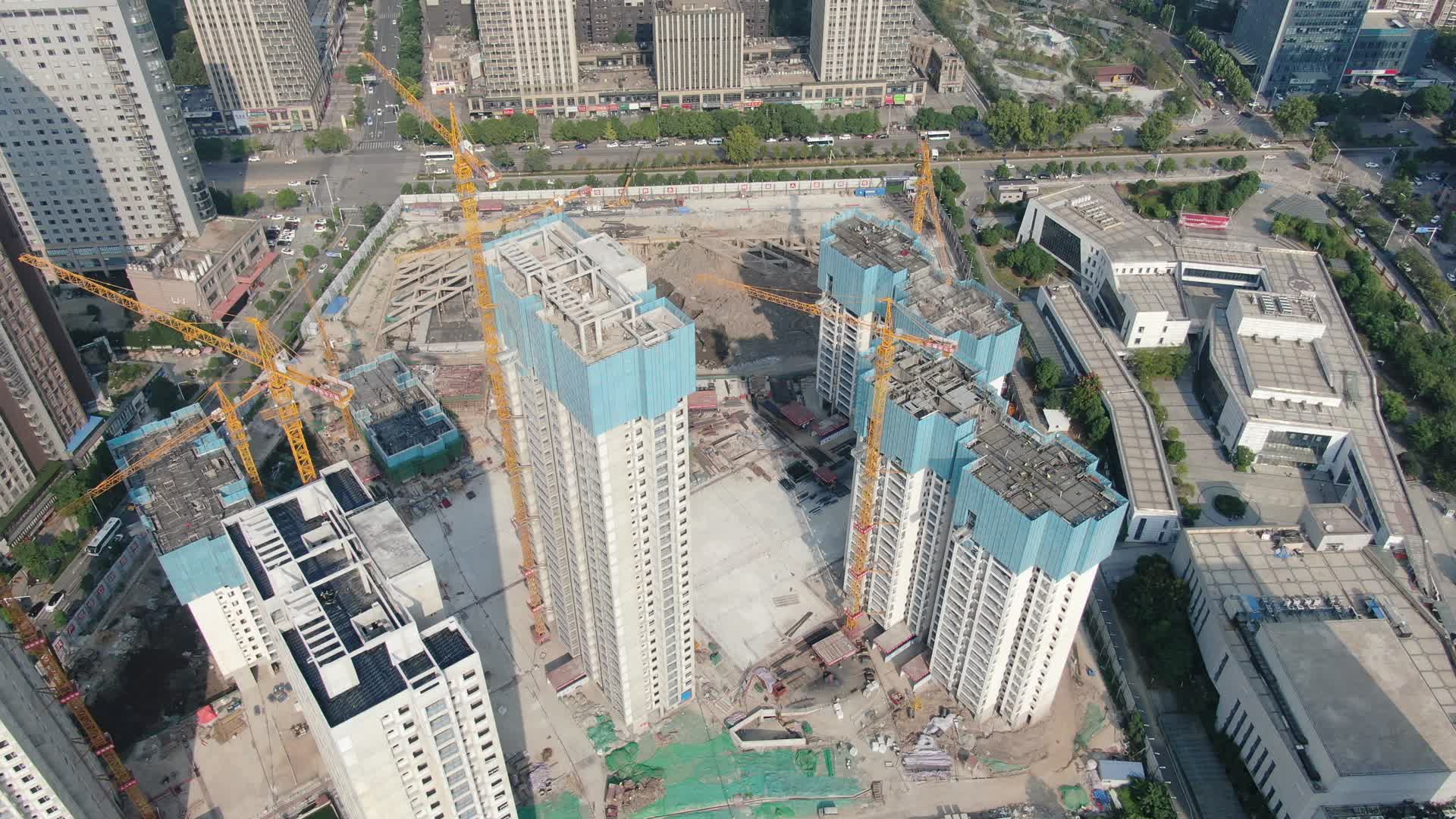 航拍湖北武汉城市建设建筑工地视频的预览图