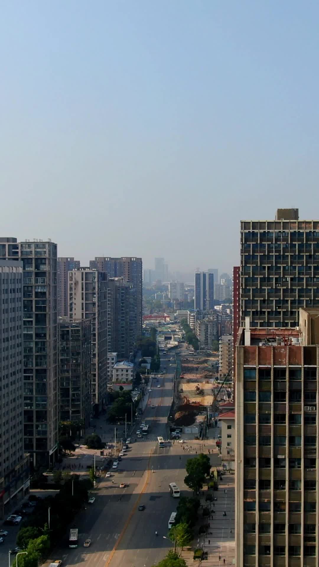 航拍湖北武汉城市宣传片视频的预览图