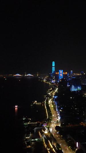 航拍湖北武汉武昌江滩夜景视频的预览图