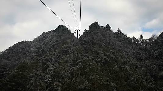 贵州铜仁梵净山冬天云海视频的预览图
