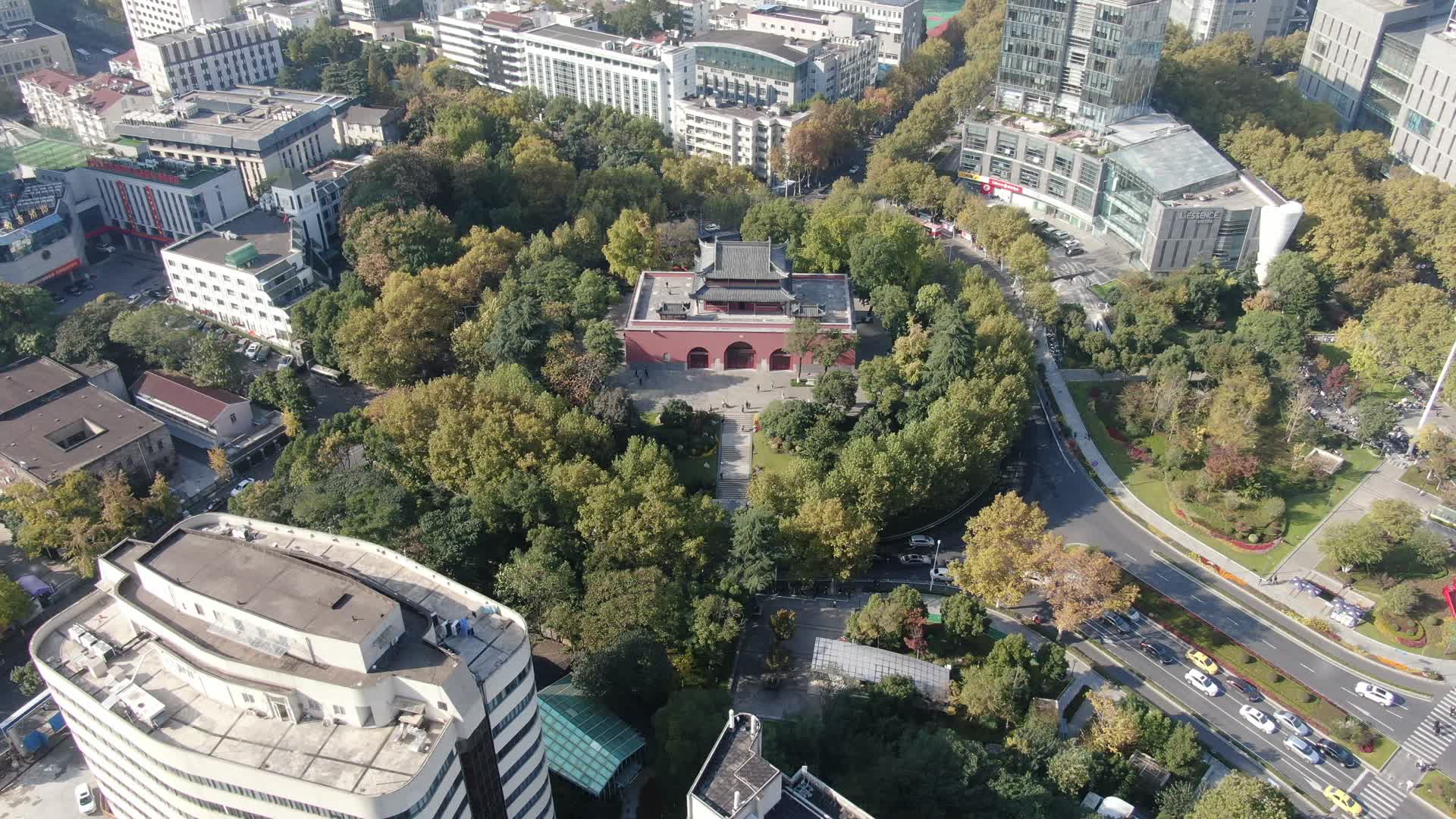 航拍江苏南京鼓楼公园视频的预览图