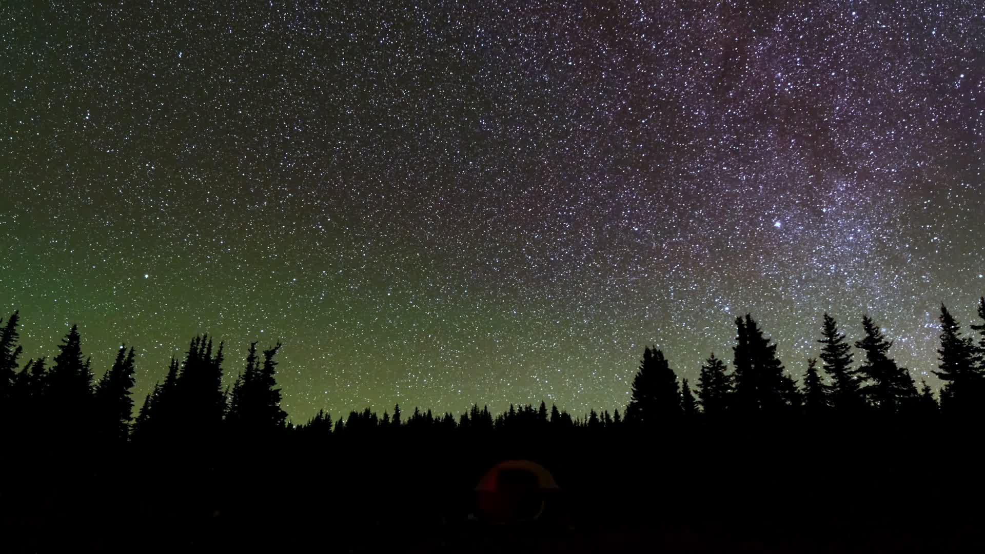 夜晚星空流星唯美延时视频的预览图