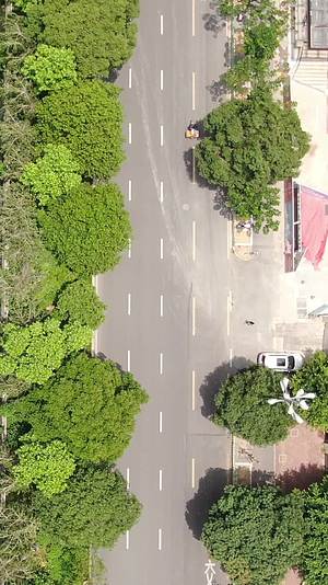 福建泉州城市交通竖屏航拍视频的预览图