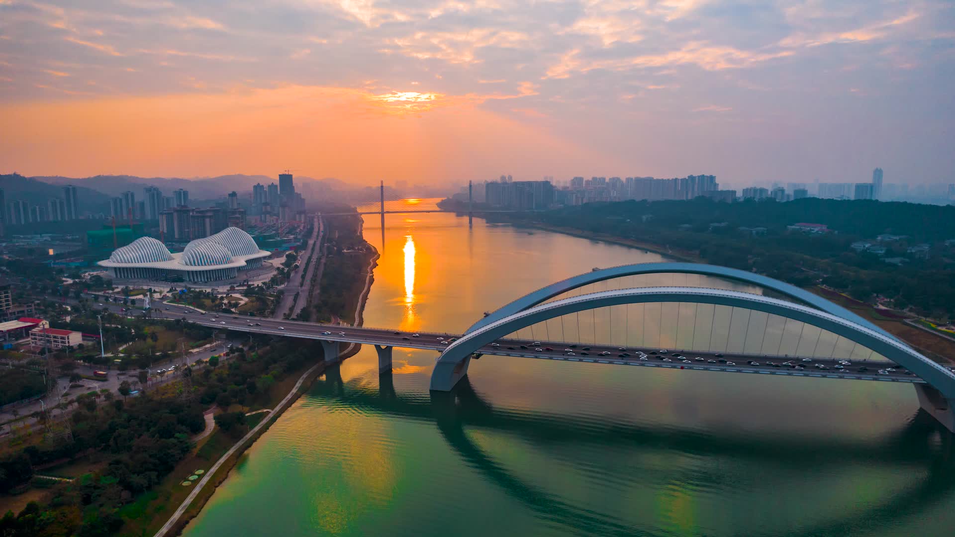 4K航拍南宁大桥视频的预览图