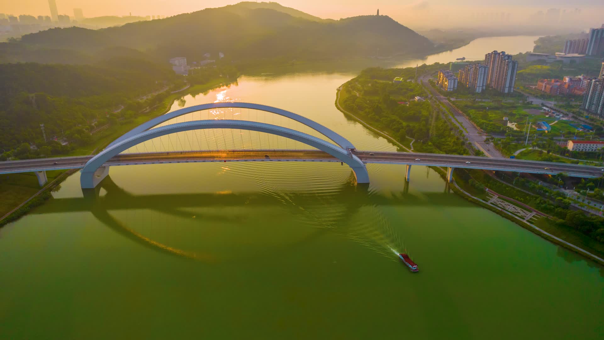 4K航拍南宁大桥视频的预览图