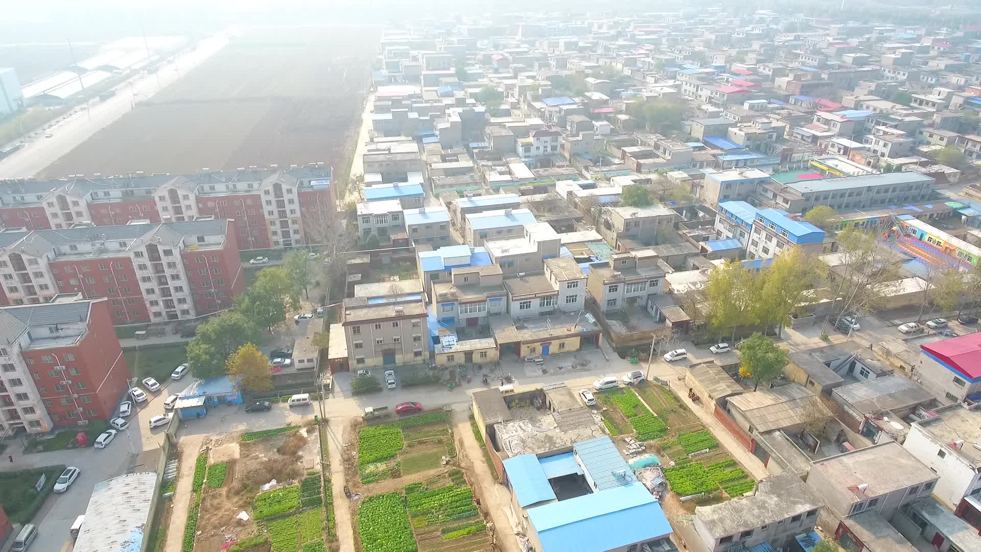 俯拍河南安阳城区视频的预览图