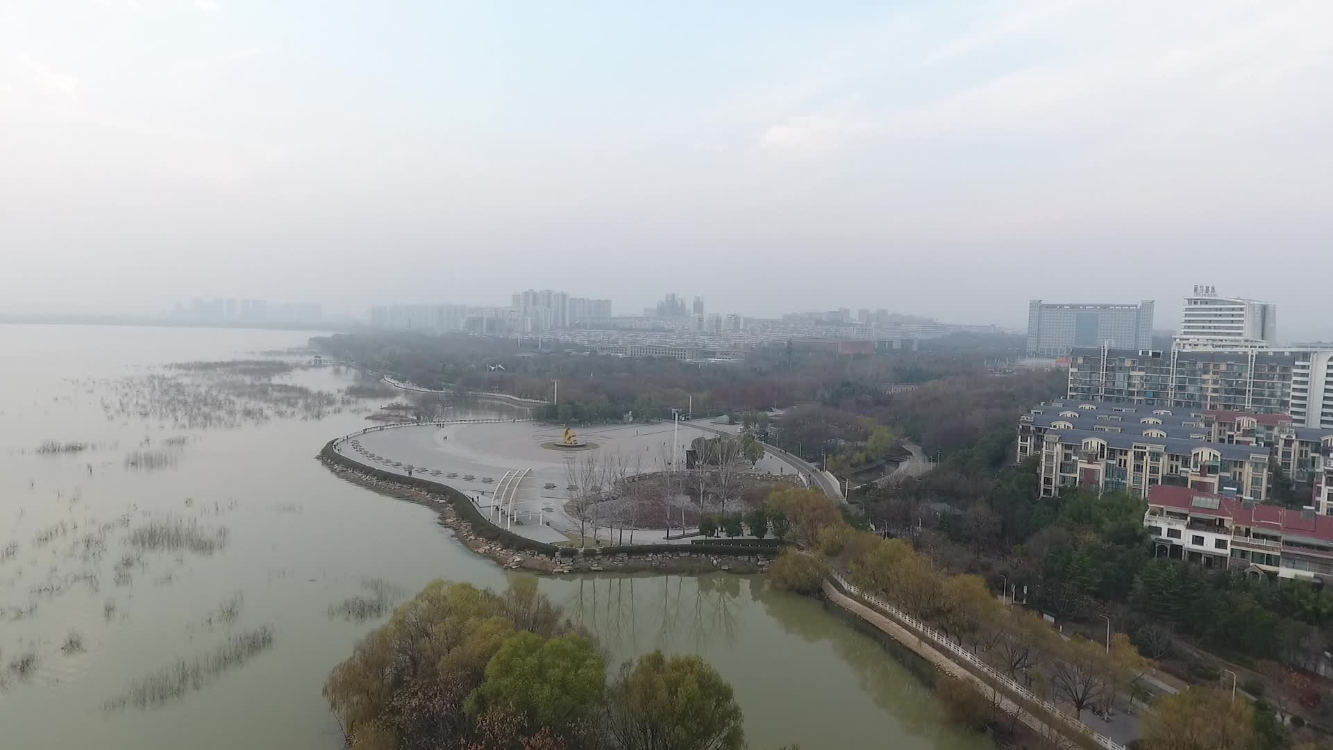 航拍河南安阳城区视频的预览图