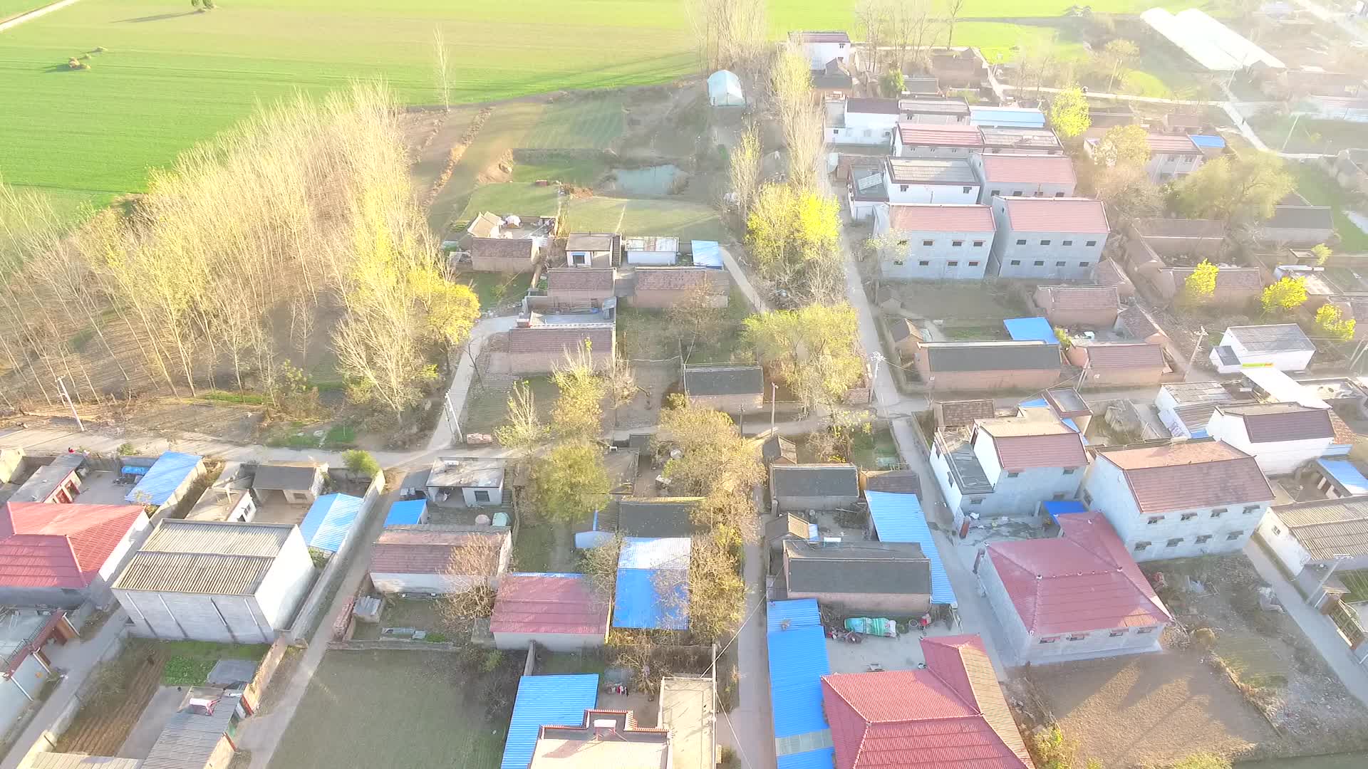 俯拍周口市郊区视频的预览图