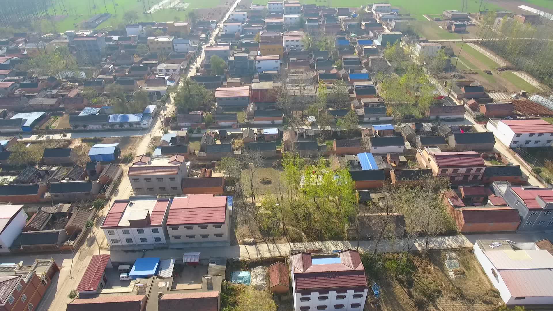 航拍周口市西华县城区视频的预览图