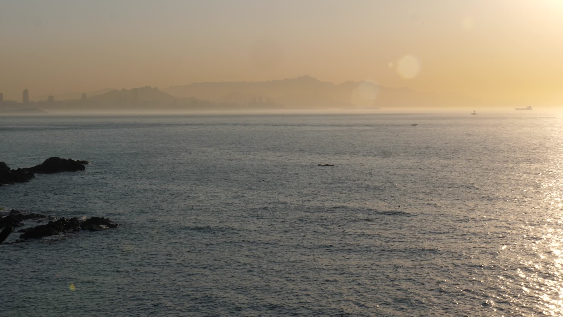 青岛最美海岸线4K宣传片1视频的预览图