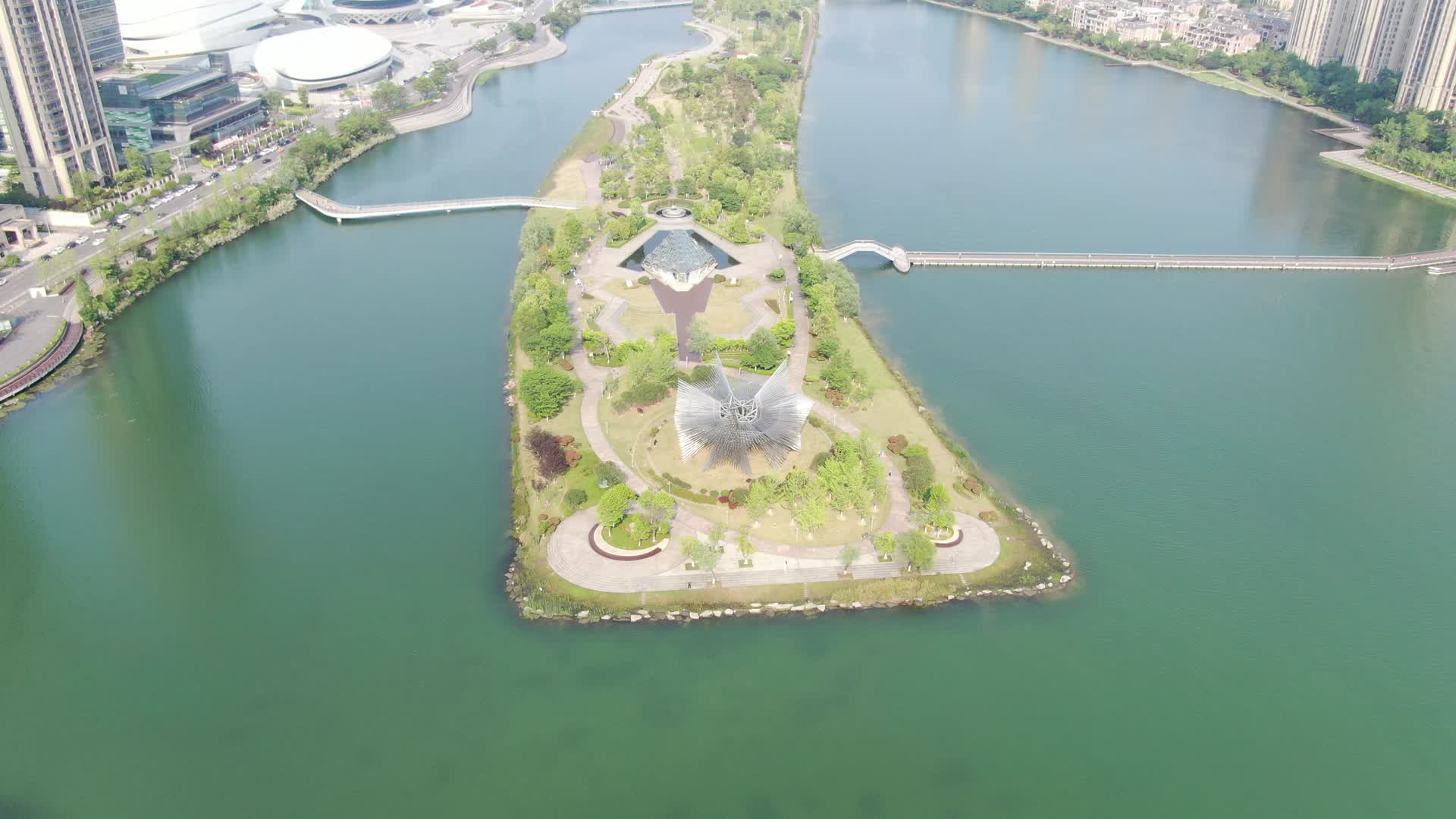 城市航拍梅溪湖节庆岛视频的预览图